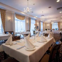 Viesnīca Wieliczka, istabas, apartamenti, restorāns, konferences, brīvdienas Polijā